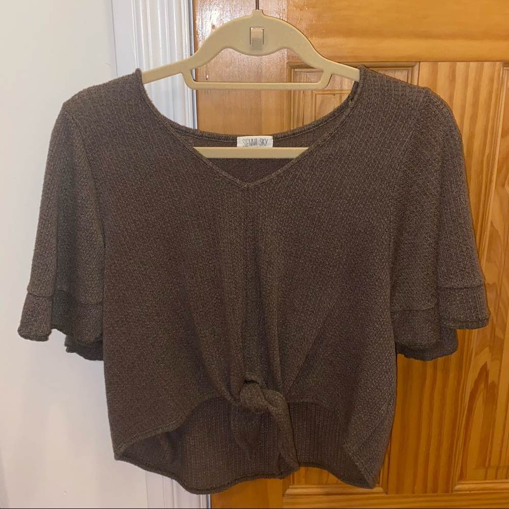 NWOT Sienna Sky Tie Top